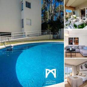 VACATION MARBELLA I Puente Romano Modern Flat, Best location in town, Walk to the beach, Parking and Swimming Pool